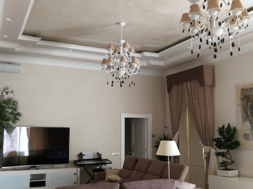 Plasmatore Italiano Antonio Saccoia Decor Wall: Infinito – soffitto con Riflesso